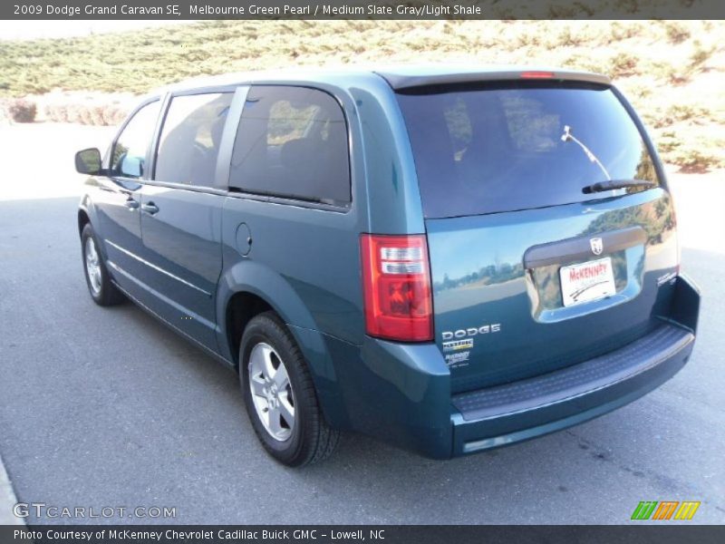Melbourne Green Pearl / Medium Slate Gray/Light Shale 2009 Dodge Grand Caravan SE