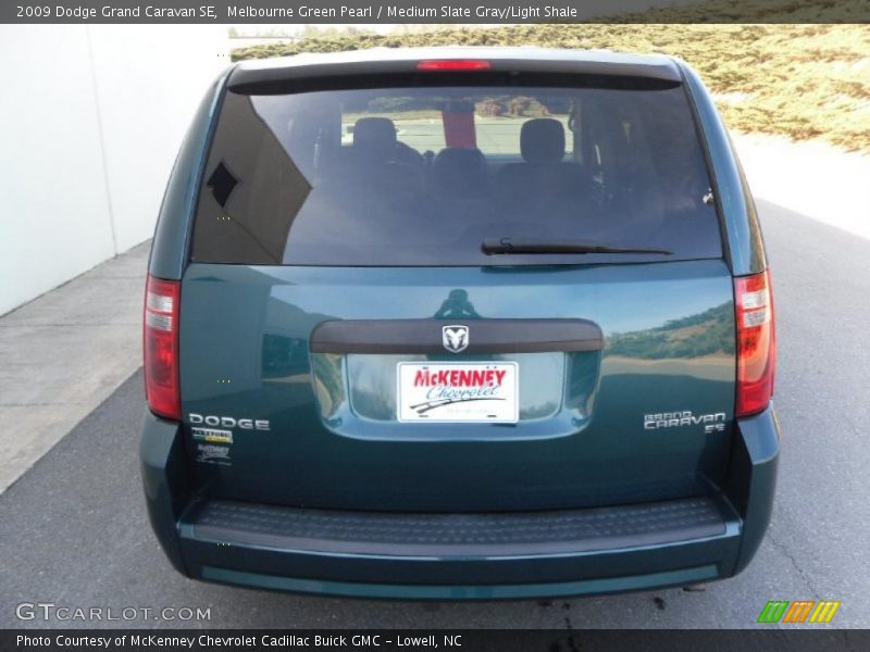 Melbourne Green Pearl / Medium Slate Gray/Light Shale 2009 Dodge Grand Caravan SE