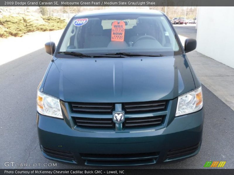 Melbourne Green Pearl / Medium Slate Gray/Light Shale 2009 Dodge Grand Caravan SE