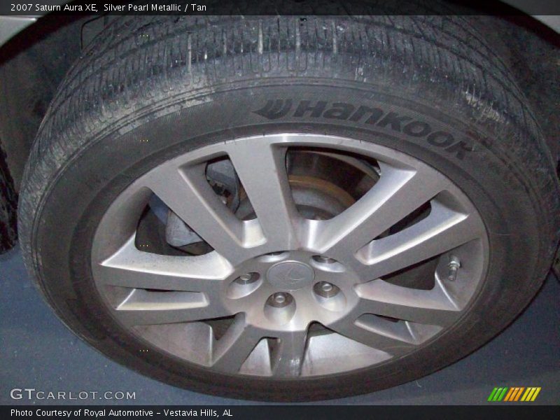 Silver Pearl Metallic / Tan 2007 Saturn Aura XE