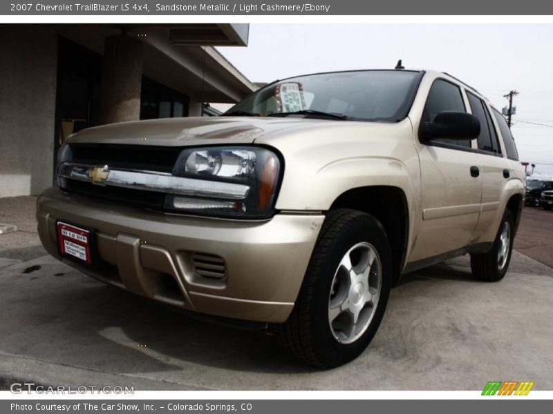 Sandstone Metallic / Light Cashmere/Ebony 2007 Chevrolet TrailBlazer LS 4x4