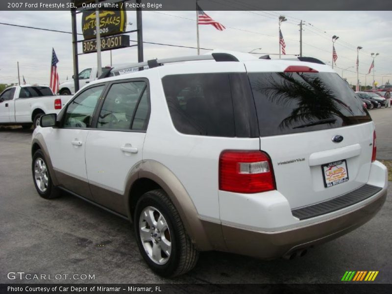 Oxford White / Pebble Beige 2007 Ford Freestyle SEL