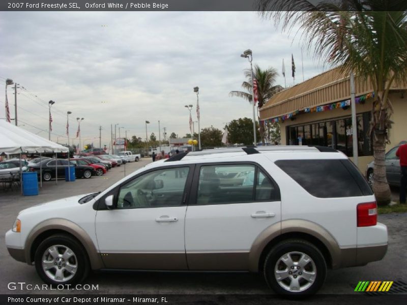 Oxford White / Pebble Beige 2007 Ford Freestyle SEL