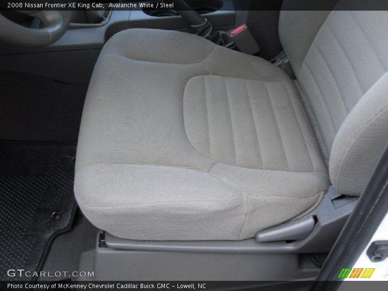 Avalanche White / Steel 2008 Nissan Frontier XE King Cab