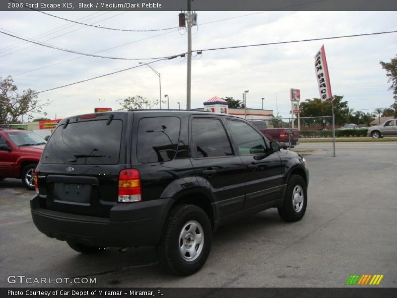 Black / Medium/Dark Pebble 2006 Ford Escape XLS