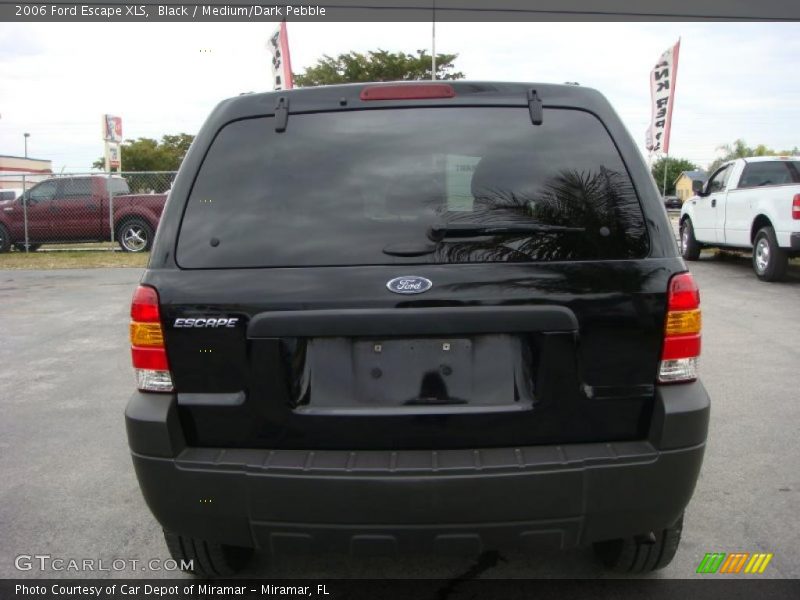 Black / Medium/Dark Pebble 2006 Ford Escape XLS