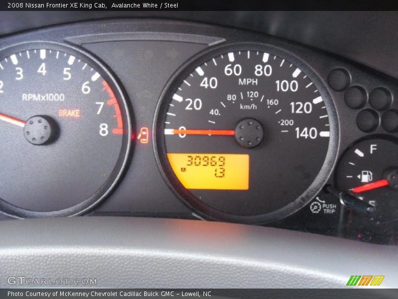 Avalanche White / Steel 2008 Nissan Frontier XE King Cab