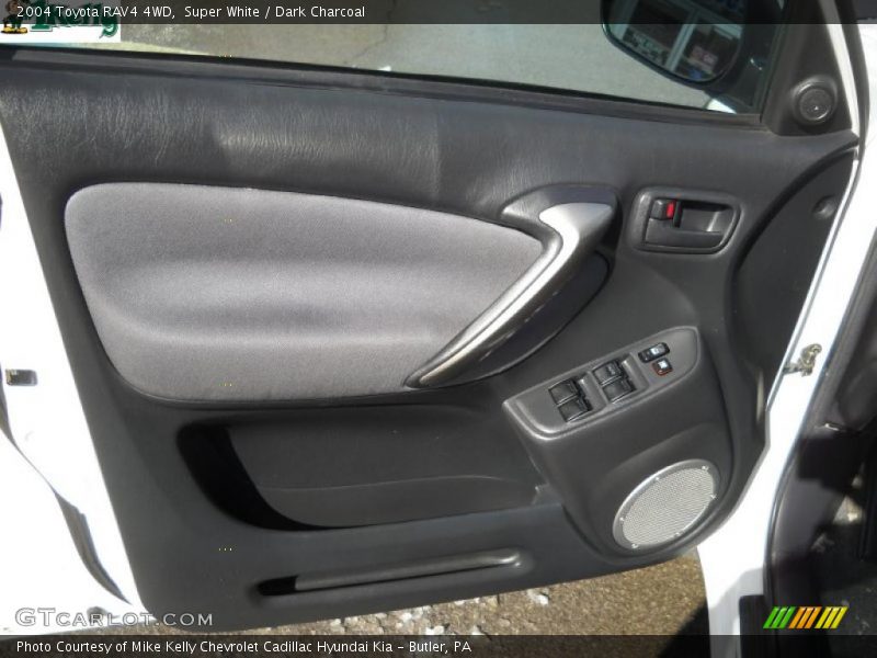 Super White / Dark Charcoal 2004 Toyota RAV4 4WD
