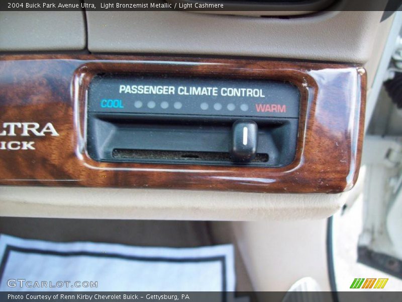 Light Bronzemist Metallic / Light Cashmere 2004 Buick Park Avenue Ultra