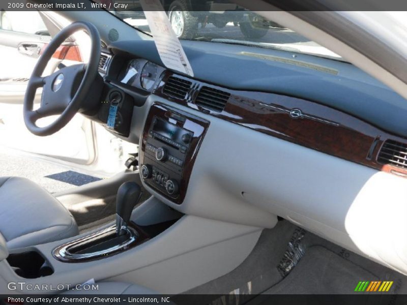 White / Gray 2009 Chevrolet Impala LT