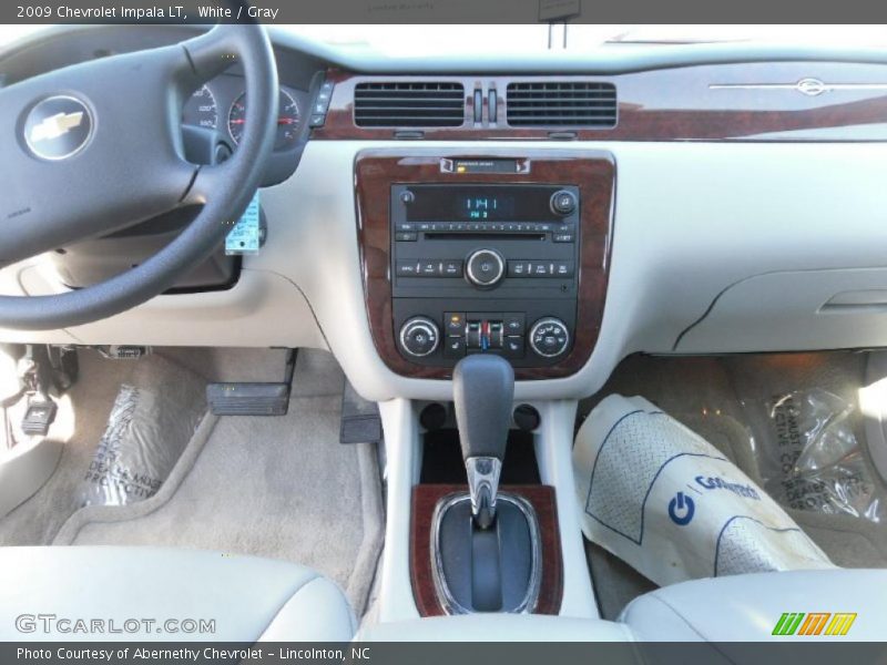 White / Gray 2009 Chevrolet Impala LT