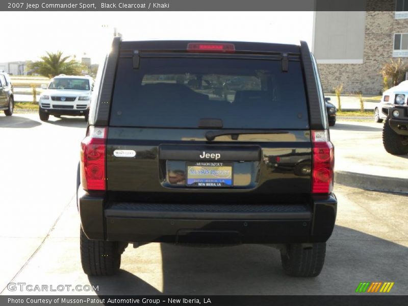 Black Clearcoat / Khaki 2007 Jeep Commander Sport