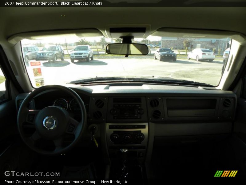 Black Clearcoat / Khaki 2007 Jeep Commander Sport