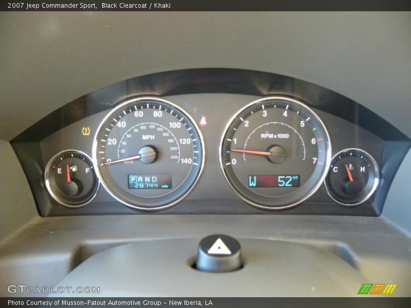 Black Clearcoat / Khaki 2007 Jeep Commander Sport