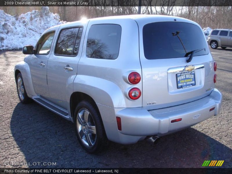 Silver Ice Metallic / Gray 2009 Chevrolet HHR LT