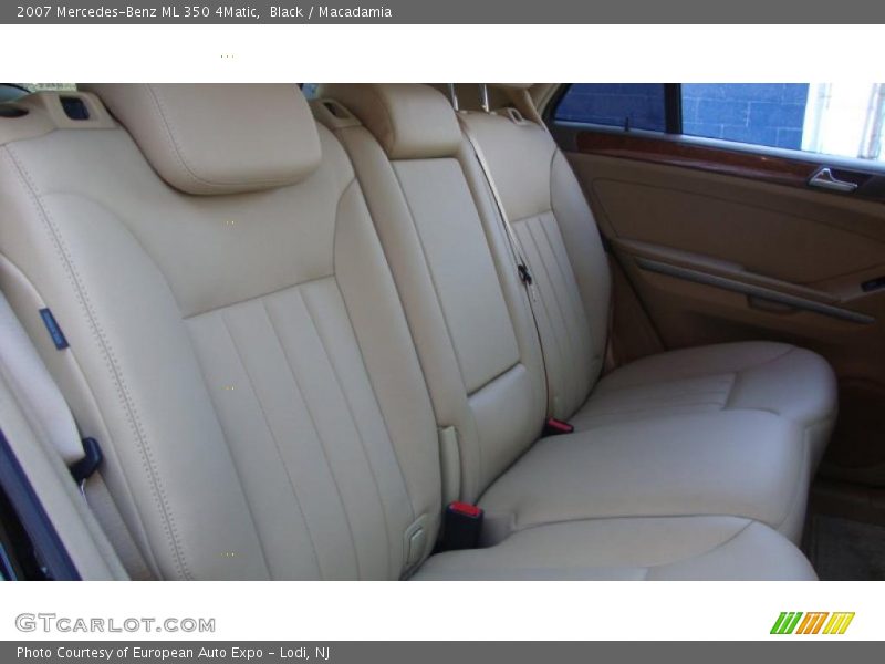 Black / Macadamia 2007 Mercedes-Benz ML 350 4Matic