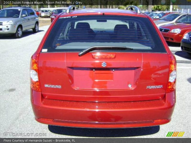 Fusion Red Metallic / Grey 2007 Suzuki Forenza Wagon