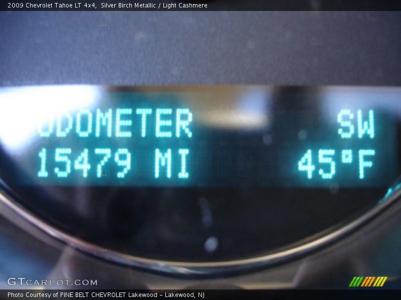 Silver Birch Metallic / Light Cashmere 2009 Chevrolet Tahoe LT 4x4