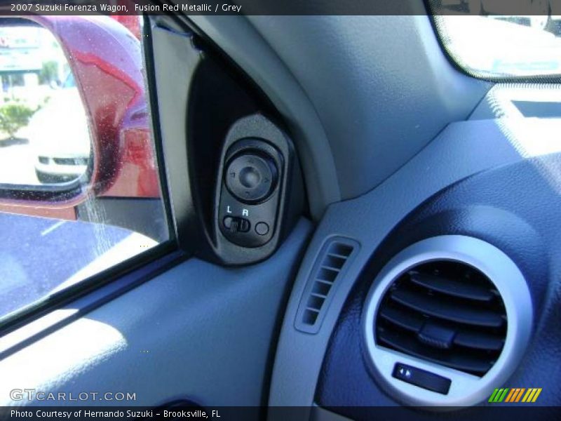 Fusion Red Metallic / Grey 2007 Suzuki Forenza Wagon