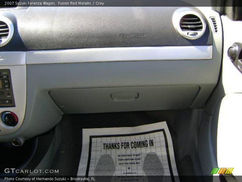 Fusion Red Metallic / Grey 2007 Suzuki Forenza Wagon