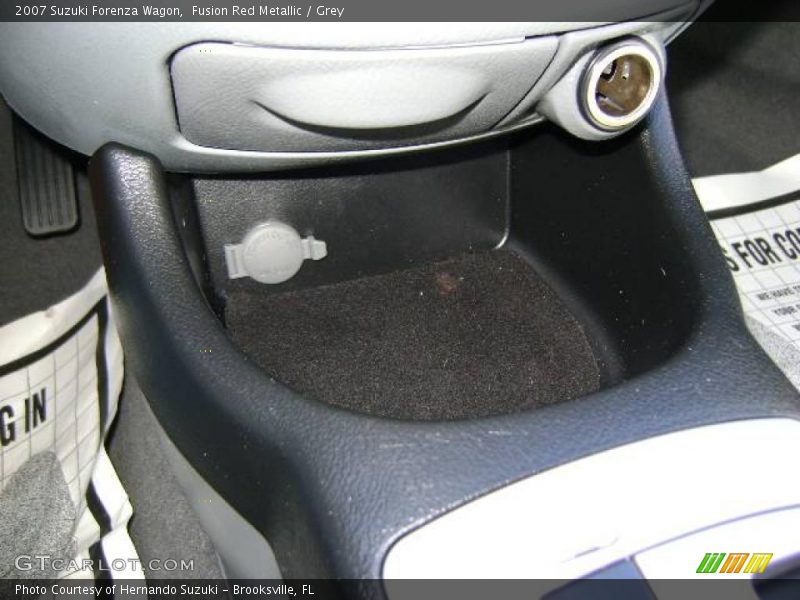 Fusion Red Metallic / Grey 2007 Suzuki Forenza Wagon