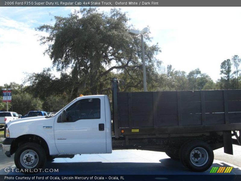 Oxford White / Dark Flint 2006 Ford F350 Super Duty XL Regular Cab 4x4 Stake Truck