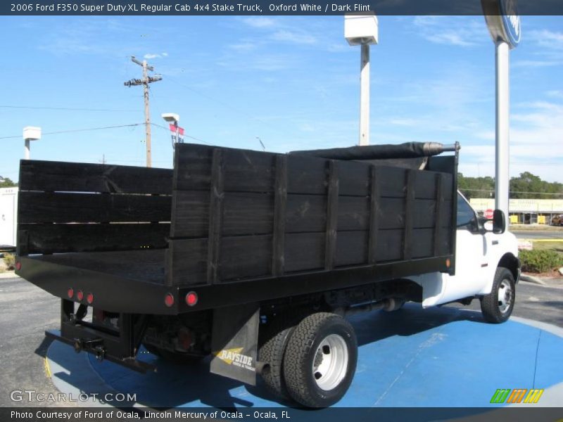 Oxford White / Dark Flint 2006 Ford F350 Super Duty XL Regular Cab 4x4 Stake Truck