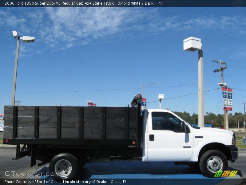 Oxford White / Dark Flint 2006 Ford F350 Super Duty XL Regular Cab 4x4 Stake Truck