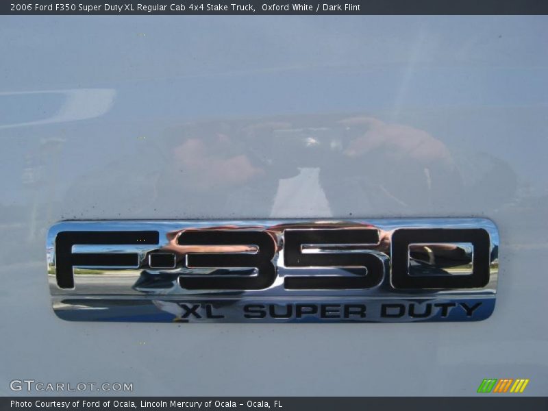 Oxford White / Dark Flint 2006 Ford F350 Super Duty XL Regular Cab 4x4 Stake Truck