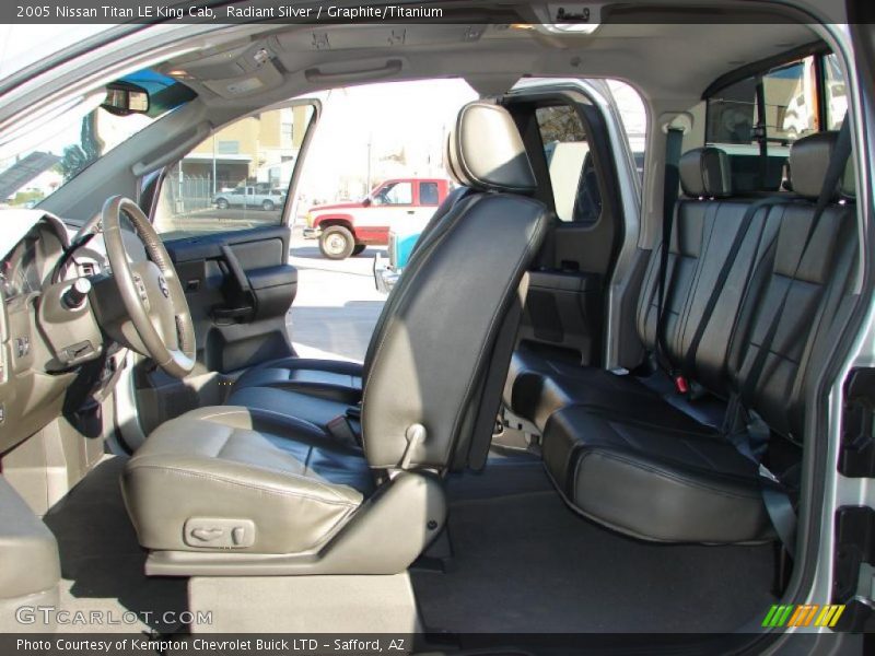 Radiant Silver / Graphite/Titanium 2005 Nissan Titan LE King Cab