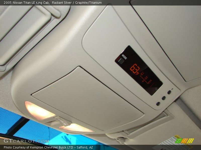 Radiant Silver / Graphite/Titanium 2005 Nissan Titan LE King Cab
