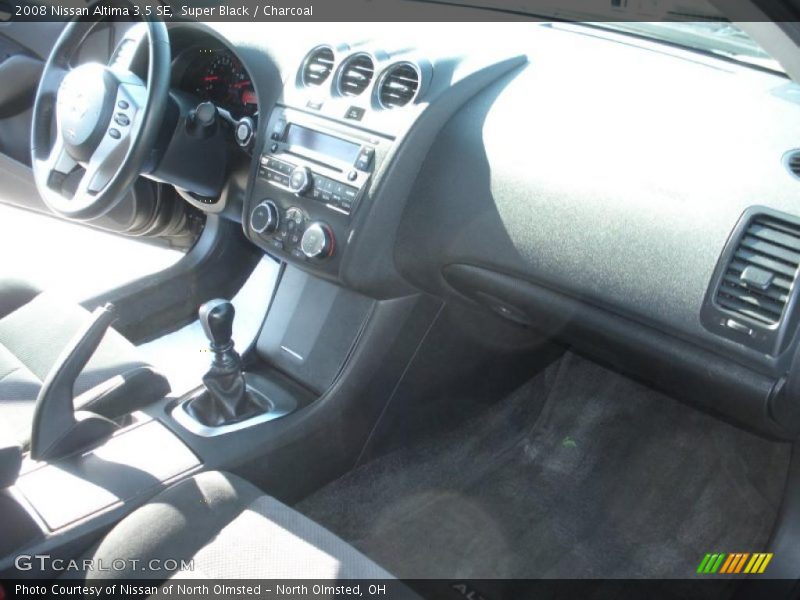 Super Black / Charcoal 2008 Nissan Altima 3.5 SE