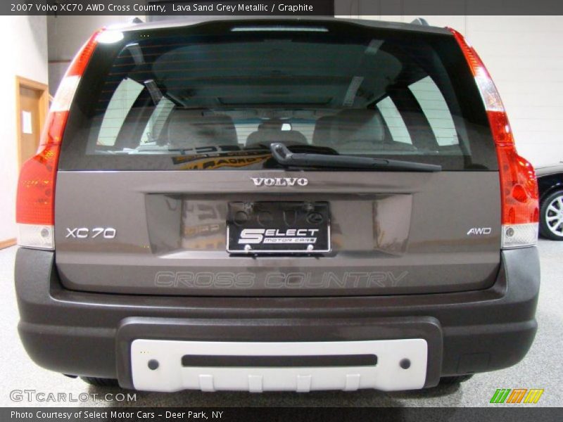 Lava Sand Grey Metallic / Graphite 2007 Volvo XC70 AWD Cross Country
