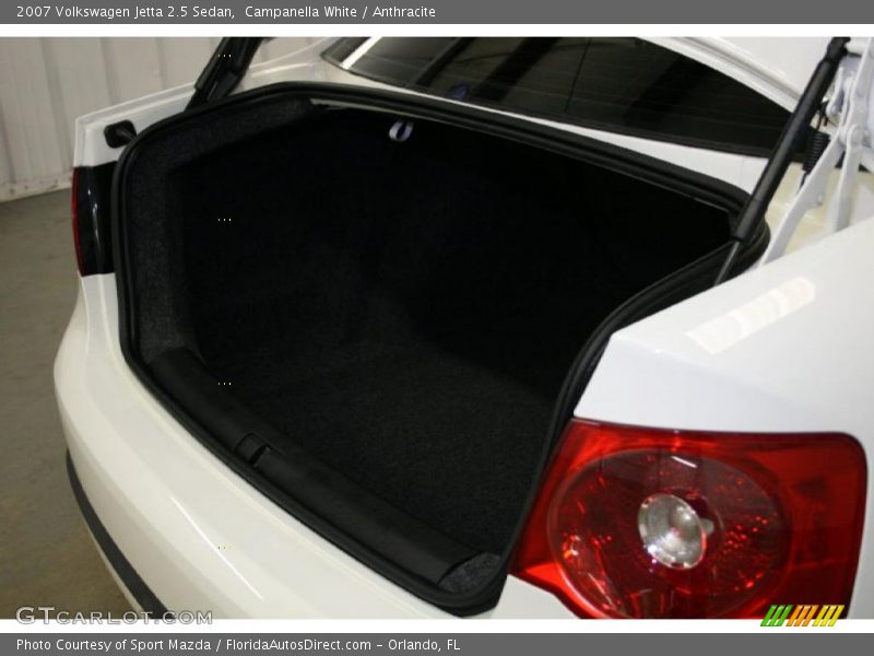 Campanella White / Anthracite 2007 Volkswagen Jetta 2.5 Sedan