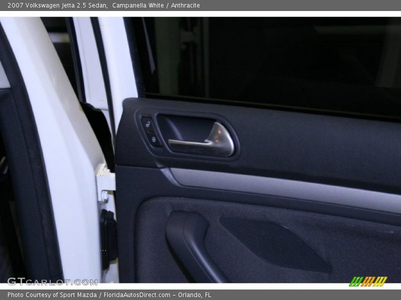 Campanella White / Anthracite 2007 Volkswagen Jetta 2.5 Sedan