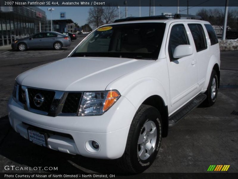 Avalanche White / Desert 2007 Nissan Pathfinder SE 4x4