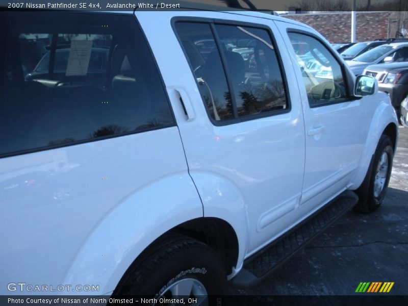 Avalanche White / Desert 2007 Nissan Pathfinder SE 4x4