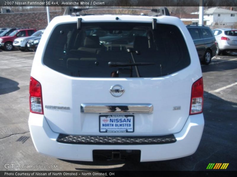 Avalanche White / Desert 2007 Nissan Pathfinder SE 4x4