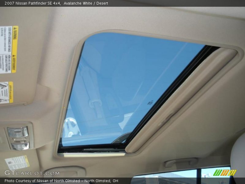 Avalanche White / Desert 2007 Nissan Pathfinder SE 4x4