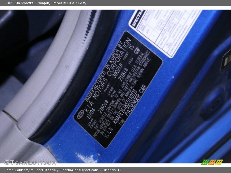 Imperial Blue / Gray 2005 Kia Spectra 5 Wagon