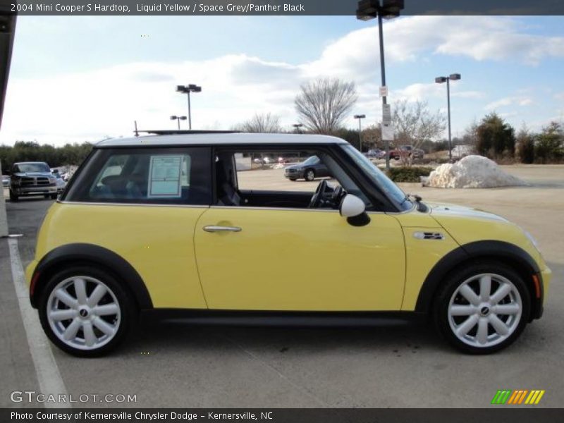 Liquid Yellow / Space Grey/Panther Black 2004 Mini Cooper S Hardtop
