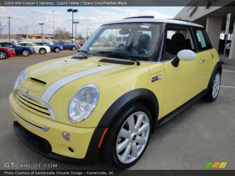 Liquid Yellow / Space Grey/Panther Black 2004 Mini Cooper S Hardtop