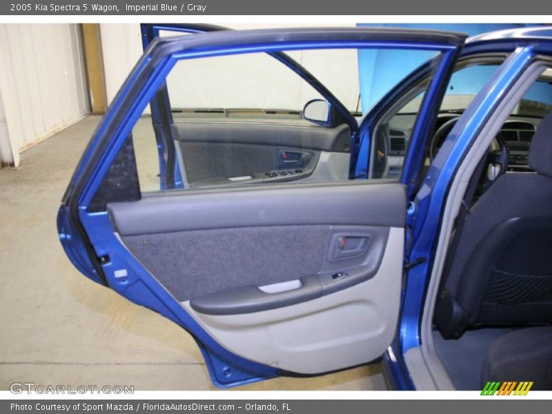 Imperial Blue / Gray 2005 Kia Spectra 5 Wagon