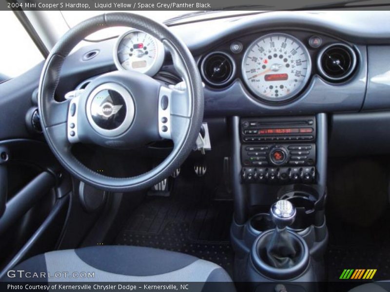 Liquid Yellow / Space Grey/Panther Black 2004 Mini Cooper S Hardtop
