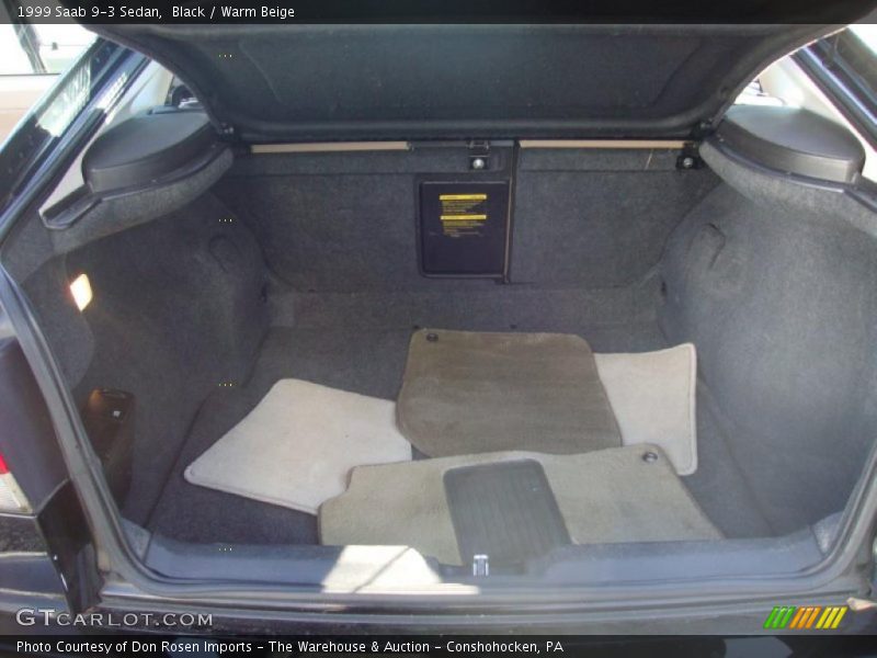 Black / Warm Beige 1999 Saab 9-3 Sedan