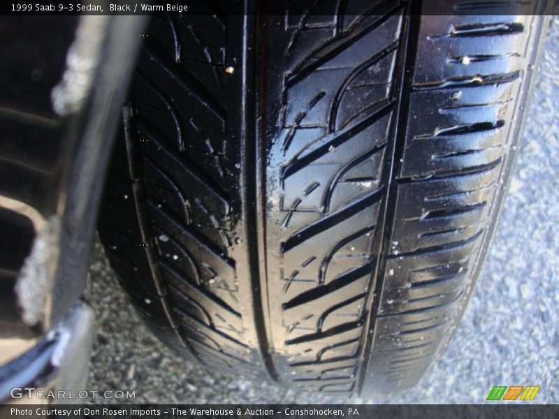 Black / Warm Beige 1999 Saab 9-3 Sedan