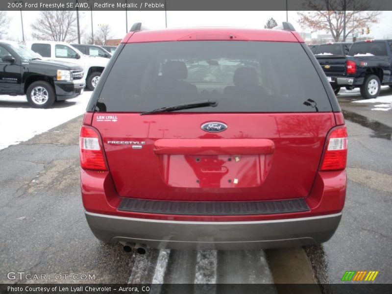 Redfire Metallic / Pebble 2005 Ford Freestyle SE AWD