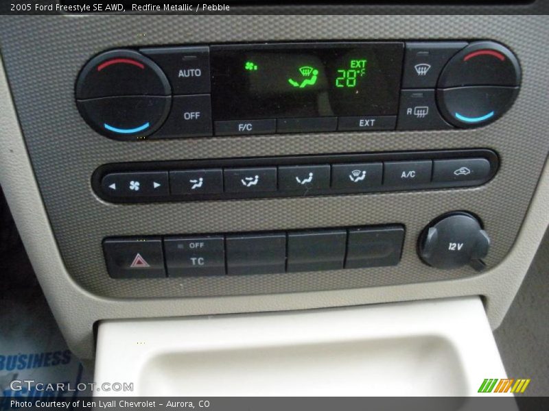 Redfire Metallic / Pebble 2005 Ford Freestyle SE AWD