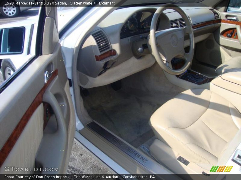 Glacier White / Parchment 1999 Mercedes-Benz S 320 Sedan