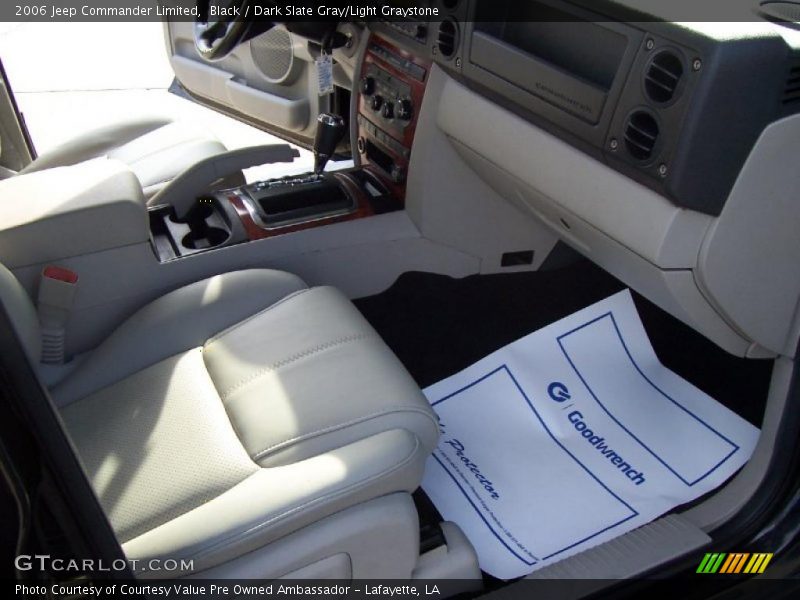 Black / Dark Slate Gray/Light Graystone 2006 Jeep Commander Limited